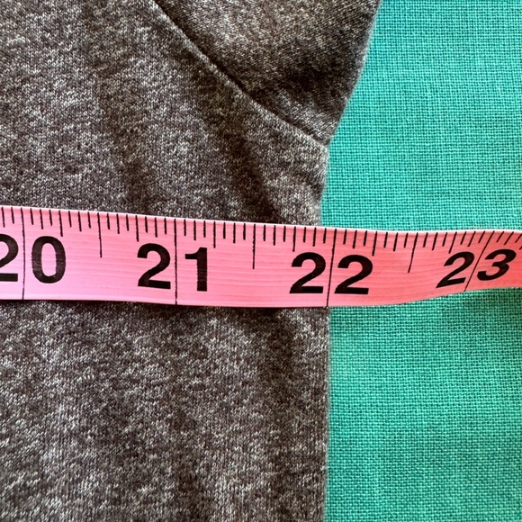 RIP CURL Men’s Brown Graphic Short Sleeve T-shirt. Rip Curl Logo On Front.Size L - Picture 6 of 7